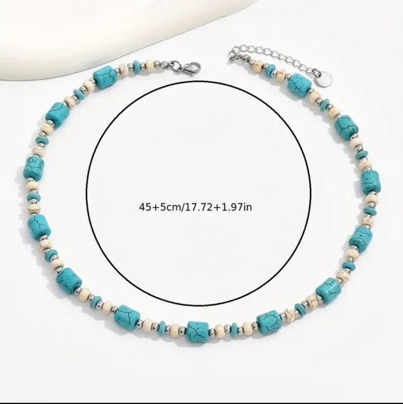 Elegant Silver Plated Handmade Turquoise Necklace. - Picture 3 of 4
